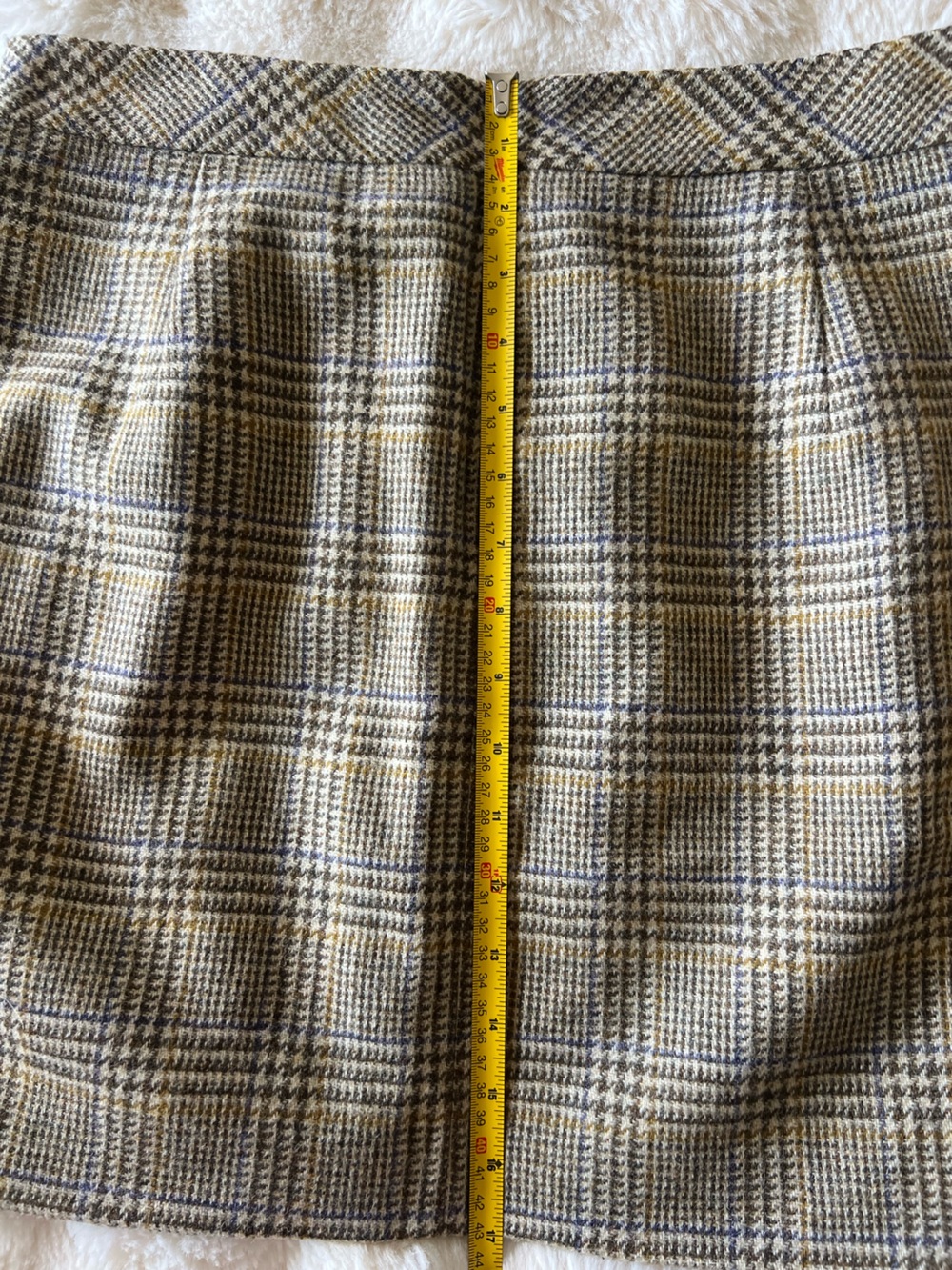 J.Crew 100% Wool Plaid Mini Skirt Size 10 Brown Beige Preppy - Picture 8 of 8
